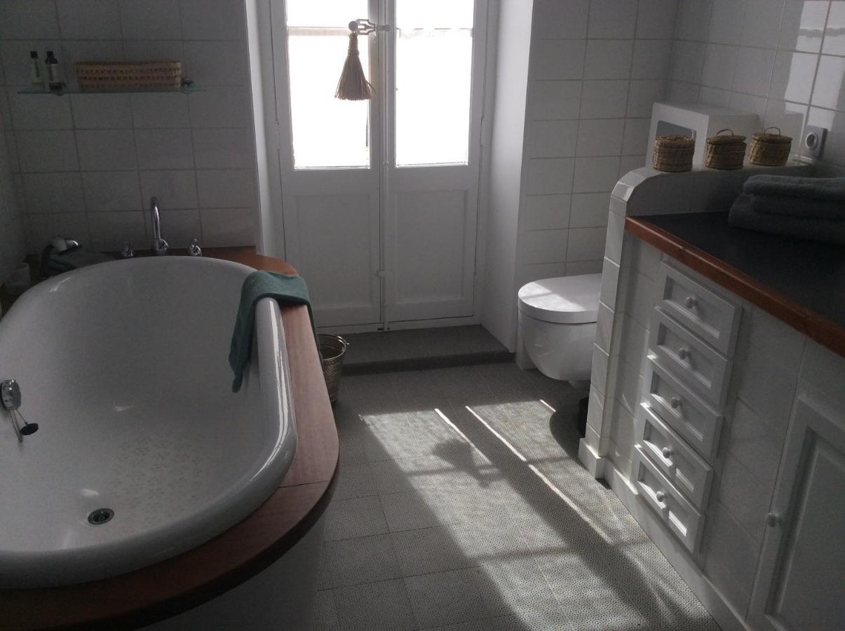 Bed and Breakfast La Maison Mermoz Марсель Экстерьер фото